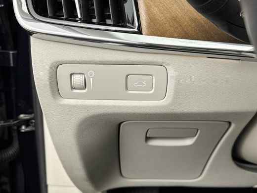 Volvo  S90 T4 Business Luxury | 19" | Geventileerd Nappa | Massagestoelen | Head-Up | 360 Camera | Harman Ka... ActivLease financial lease