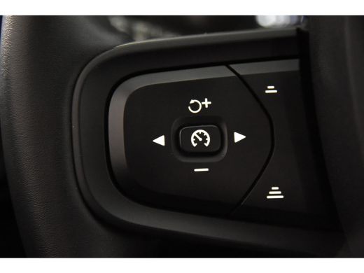 Volvo  XC40 1.5 T2 Momentum *1ste Eigenaar*Navigatie*Parkassist*Trekhaak* ActivLease financial lease