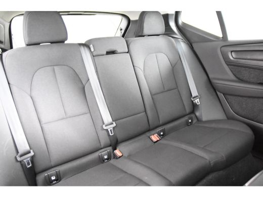 Volvo  XC40 1.5 T2 Momentum *1ste Eigenaar*Navigatie*Parkassist*Trekhaak* ActivLease financial lease