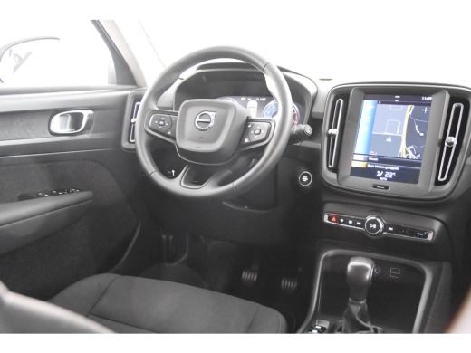 Volvo  XC40 1.5 T2 Momentum *1ste Eigenaar*Navigatie*Parkassist*Trekhaak* ActivLease financial lease