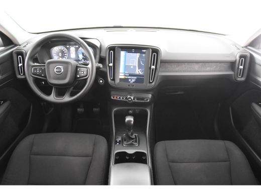 Volvo  XC40 1.5 T2 Momentum *1ste Eigenaar*Navigatie*Parkassist*Trekhaak* ActivLease financial lease