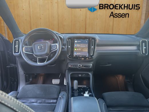 Volvo  XC40 Recharge P8 AWD R-Design | Achteruitrij assistent | Keyless entry/start | LED achterlichten ActivLease financial lease