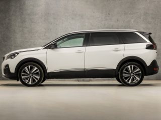 Peugeot 5008 1.2 PureTech Allure Sport 7 Persoons 131Pk Automaat (APPLE CARPLAY, GROOT NAVI, LEDER, PARKEERSEN...