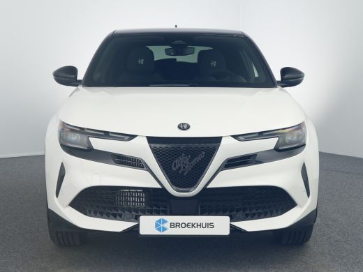 Alfa Romeo Junior Ibrida Sport Speciale Automaat ActivLease financial lease