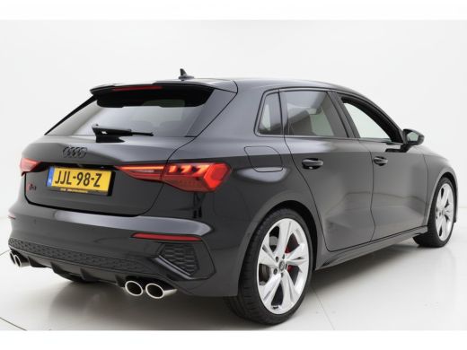 Audi A3 Sportback 2.0 TFSI S3 QUATTRO 310PK S-TRONIC S3-SPORT CAMERA/LEDER/CARPLAY ActivLease financial lease