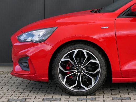 Ford Focus 1.0 EcoBoost 155pk Hybrid ST Line X | Winterpack | Trekhaak | B&O | Adaptive Cruise | BLIS | LED ... ActivLease financial lease
