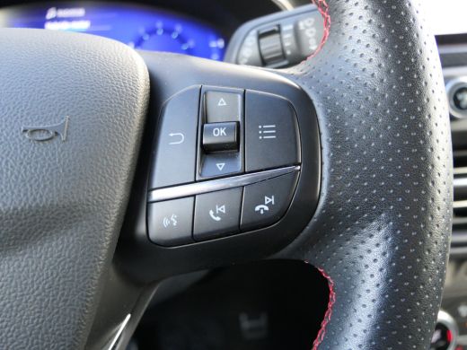 Ford Focus 1.0 EcoBoost 155pk Hybrid ST Line X | Winterpack | Trekhaak | B&O | Adaptive Cruise | BLIS | LED ... ActivLease financial lease