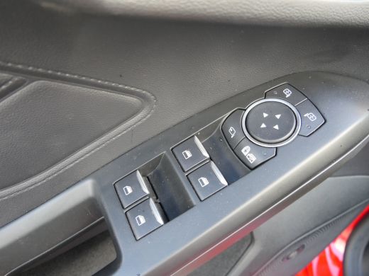 Ford Focus 1.0 EcoBoost 155pk Hybrid ST Line X | Winterpack | Trekhaak | B&O | Adaptive Cruise | BLIS | LED ... ActivLease financial lease