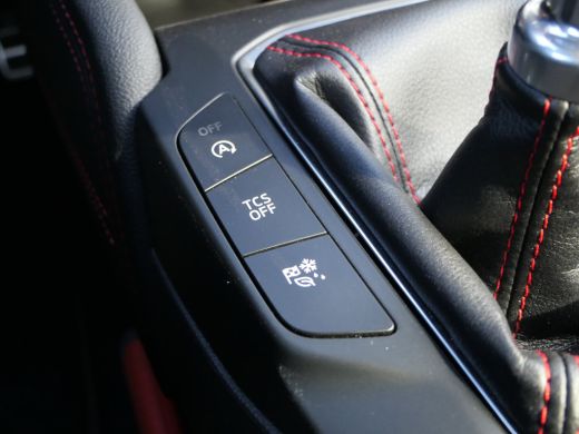 Ford Focus 1.0 EcoBoost 155pk Hybrid ST Line X | Winterpack | Trekhaak | B&O | Adaptive Cruise | BLIS | LED ... ActivLease financial lease