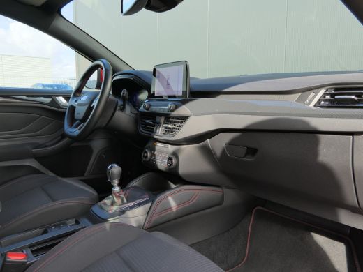 Ford Focus 1.0 EcoBoost 155pk Hybrid ST Line X | Winterpack | Trekhaak | B&O | Adaptive Cruise | BLIS | LED ... ActivLease financial lease