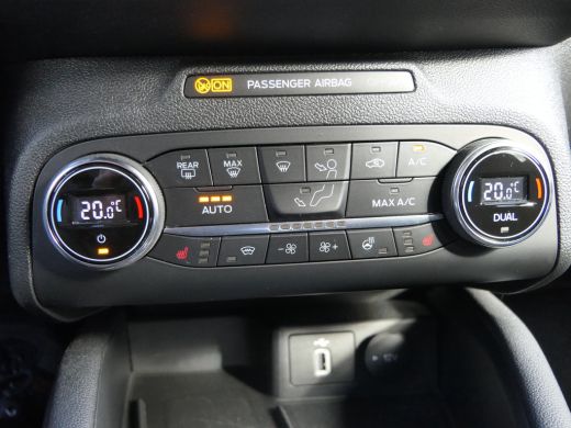 Ford Focus 1.0 EcoBoost 155pk Hybrid ST Line X | Winterpack | Trekhaak | B&O | Adaptive Cruise | BLIS | LED ... ActivLease financial lease