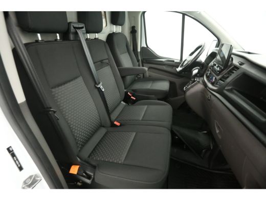 Ford Transit Custom 2.0 TDCI L1H1 | Aut. | Airco | Cruise | Carplay | Camera | 3 Zits | Stoelverw. | Parkeersens. ActivLease financial lease