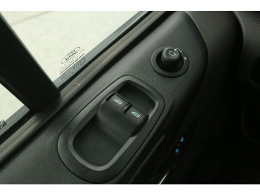 Ford Transit Custom 2.0 TDCI L1H1 | Aut. | Airco | Cruise | Carplay | Camera | 3 Zits | Stoelverw. | Parkeersens. ActivLease financial lease