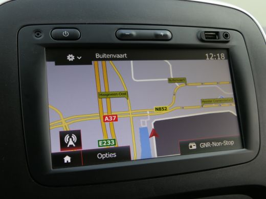 Renault Trafic 2.0 dCi 120 T29 L2H1 DC Comfort | Dubbele Cabine | 5-Persoons | Navigatie | Trekhaak | Keyless En... ActivLease financial lease