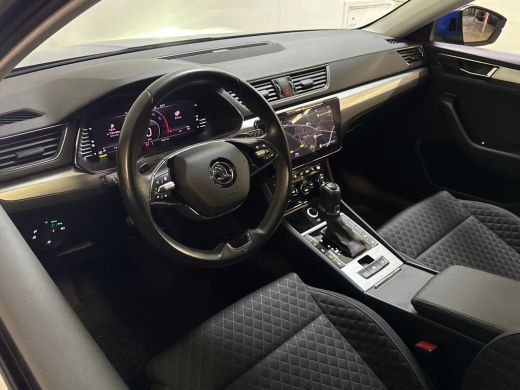 Skoda Superb Combi iV 218PK DSG HYBRID BUSINESS CAMERA/NAVI/STUURVERW. ActivLease financial lease