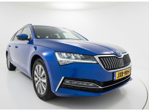 Skoda Superb Combi iV 218PK DSG HYBRID BUSINESS CAMERA/NAVI/STUURVERW. ActivLease financial lease