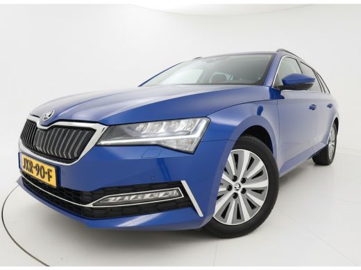 Skoda Superb Combi iV 218PK DSG HYBRID BUSINESS CAMERA/NAVI/STUURVERW. ActivLease financial lease