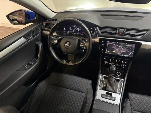 Skoda Superb Combi iV 218PK DSG HYBRID BUSINESS CAMERA/NAVI/STUURVERW. ActivLease financial lease