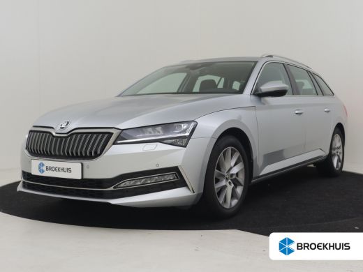 Skoda Superb Combi Style iV 218pk | Elektrische stoelen met memory | App Connect l Elektr. Achterklep | Camera...