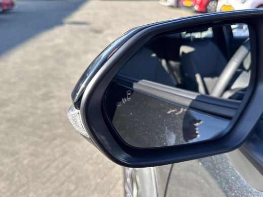 Toyota Yaris Cross 1.5 Hybrid 115 Dynamic | Navigatie | Apple CarPlay/Android auto | Achteruitrijcamera | Comfort pa... ActivLease financial lease