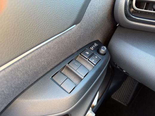 Toyota Yaris Cross 1.5 Hybrid 115 Dynamic | Navigatie | Apple CarPlay/Android auto | Achteruitrijcamera | Comfort pa... ActivLease financial lease