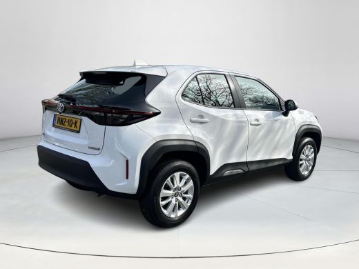 Toyota Yaris Cross 1.5 Hybrid Active ActivLease financial lease