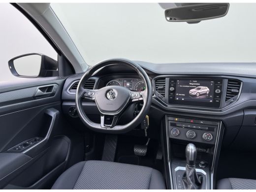 Volkswagen T-Roc 1.5 TSI 150PK DSG BUSINESS CARPLAY/NAVI/PDC ActivLease financial lease