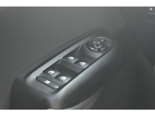 Alfa Romeo Tonale 1.3T PHEV Sprint Q4 280pk | Afn. Trekhaak | Stuur/Stoelverwarming | Navigatie | 19"LMV | Achterui... ActivLease financial lease