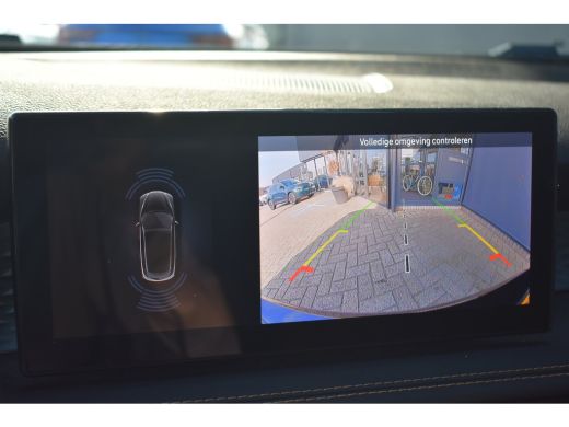 Alfa Romeo Tonale 1.3T PHEV Sprint Q4 280pk | Afn. Trekhaak | Stuur/Stoelverwarming | Navigatie | 19"LMV | Achterui... ActivLease financial lease