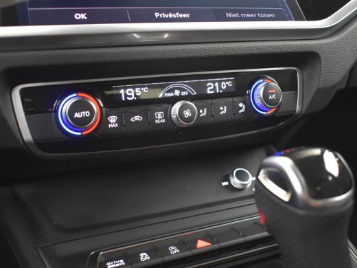 Audi Q3 35 TFSI S Edition 150pk AUT l S-Line l Zwart optiek l  | Achteruitrijcamera | Apple Carplay Andro... ActivLease financial lease