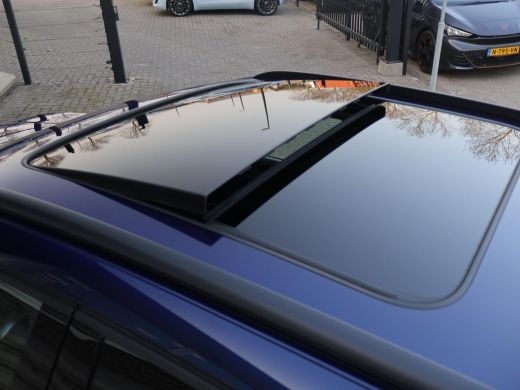 Audi Q4 e-tron 35 LAUNCH EDITION ADVANCED PLUS + PANORAMA | 20 INCH | ADAPTIVE CRUISE | CAMERA | SPORTSTOELEN ActivLease financial lease