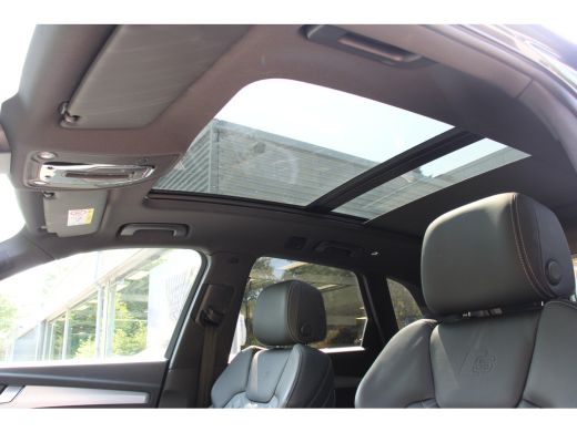 Audi Q5 55 TFSIe S edition Competition | FULL OPTION! | DEALER OH! | LUCHTVERING | PANODAK STOELVERWARMIN... ActivLease financial lease