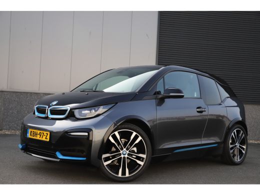 BMW i3 Executive 120Ah 42 kWh/Schuifdak/H-Kardon/Adaptive/Carplay/Camera/3-fase ActivLease financial lease