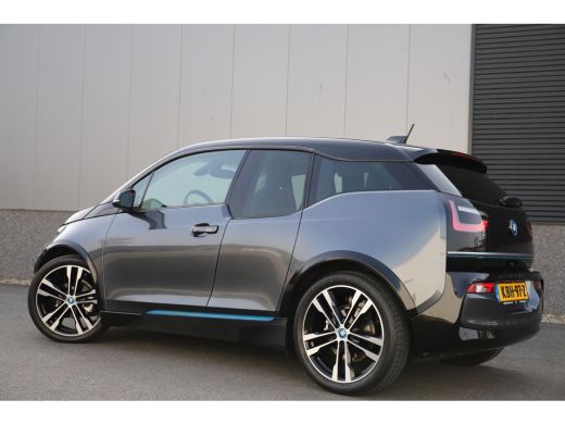 BMW i3 Executive 120Ah 42 kWh/Schuifdak/H-Kardon/Adaptive/Carplay/Camera/3-fase ActivLease financial lease