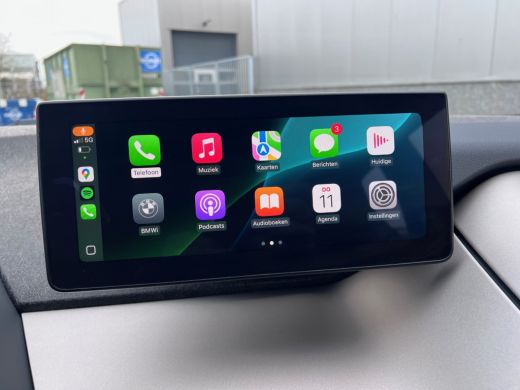 BMW i3 Executive 120Ah 42 kWh/Schuifdak/H-Kardon/Adaptive/Carplay/Camera/3-fase ActivLease financial lease