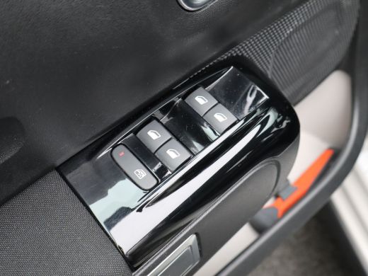 Citroën C3 1.2 PureTech C-Series | Airco (automatisch) | Anti Blokkeer Systeem | Bandenspanningscontrolesysteem ActivLease financial lease