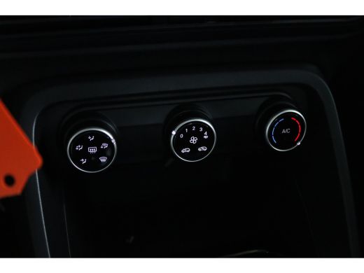 Citroën &euml;-C3 Business | 8 Jaar Garantie | Navigatie | Parkeersensoren | Carplay | LED | ActivLease financial lease