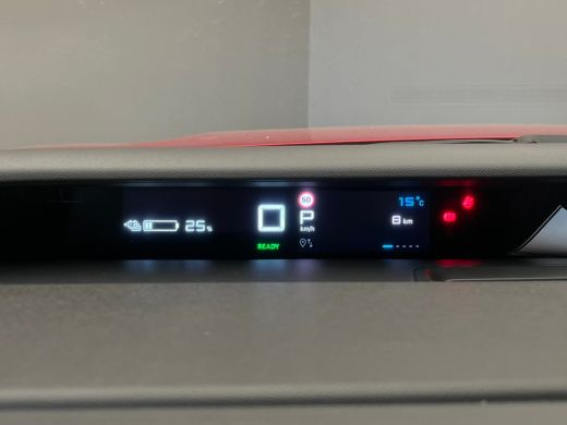 Citroën &euml;-C3 Business | Boordlader 11kW - 3 fasen | Dagrijverlichting | Draadloze telefoonlader ActivLease financial lease