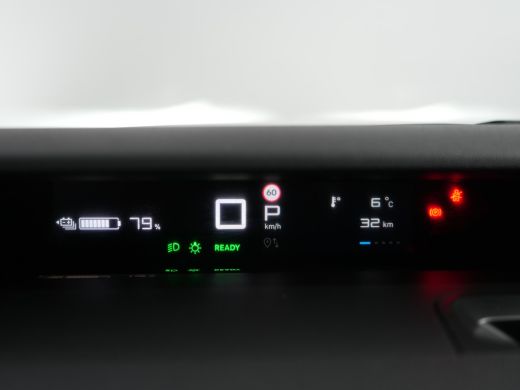 Citroën &euml;-C3 Max 113pk 44 kWh | Achterbank in delen neerklapbaar | Achteruitrijcamera | Alarm klasse 1(startbl... ActivLease financial lease