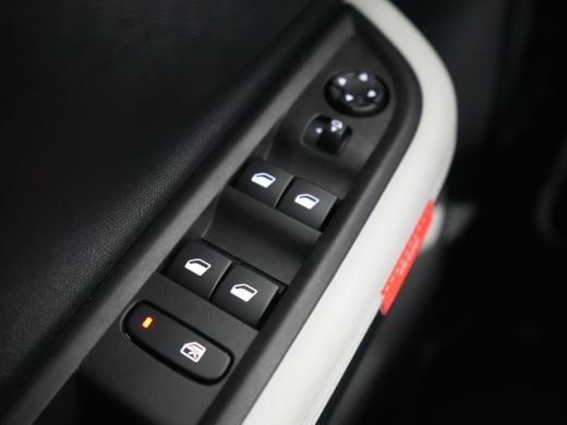 Citroën &euml;-C3 Max 113pk 44 kWh | Achterbank in delen neerklapbaar | Achteruitrijcamera | Alarm klasse 1(startbl... ActivLease financial lease