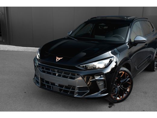 CUPRA Terramar 1.5 TSI e-Hybrid 272pk VZ Performance | Panoramadak | Trekhaak | 360 Camera | Sennheiser | Alcantara ActivLease financial lease