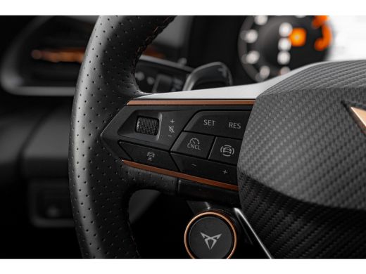 CUPRA Terramar 1.5 TSI e-Hybrid 272pk VZ Performance | Panoramadak | Trekhaak | Sennheiser | Stuur & Stoelverwar... ActivLease financial lease