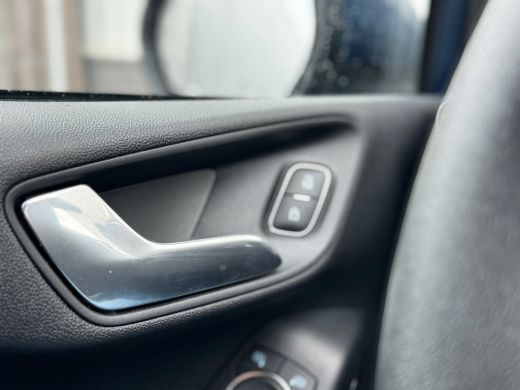 Ford Fiesta 1.0 EcoBoost Connected 95PK 6-bak | Rijstrook Correctie | Cruise Control | Wi-Fi | LED | Apple Ca... ActivLease financial lease