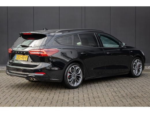 Ford Focus 1.0 EcoBoost Hybrid ST Line X Panoramadak | Adatieve cruise | Nieuw model | Camera | Full LED | E... ActivLease financial lease