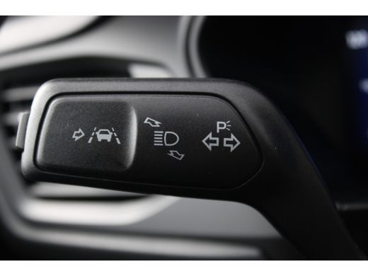 Ford Focus 1.0 EcoBoost Hybrid ST Line X Panoramadak | Adatieve cruise | Nieuw model | Camera | Full LED | E... ActivLease financial lease