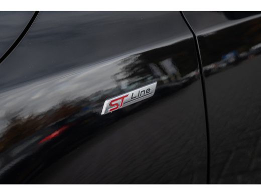 Ford Focus 1.0 EcoBoost Hybrid ST Line X Panoramadak | Adatieve cruise | Nieuw model | Camera | Full LED | E... ActivLease financial lease