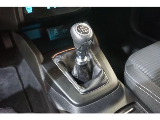 Ford Focus 1.0 EcoBoost Hybrid Titanium | Airco (automatisch) | Cruise control | DAB ontvanger ActivLease financial lease