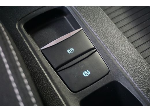 Ford Focus 1.0 EcoBoost Hybrid Titanium | Airco (automatisch) | Cruise control | DAB ontvanger ActivLease financial lease