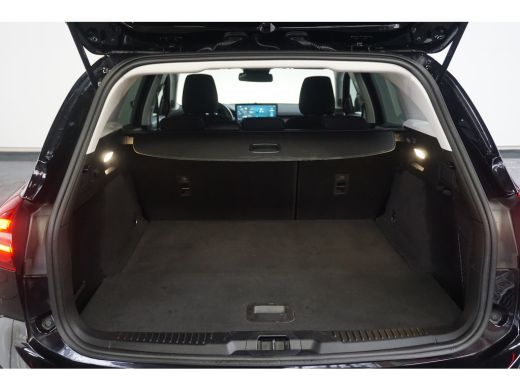 Ford Focus 1.0 EcoBoost Hybrid Titanium | Airco (automatisch) | Cruise control | DAB ontvanger ActivLease financial lease