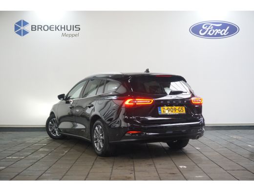Ford Focus 1.0 EcoBoost Hybrid Titanium | Airco (automatisch) | Cruise control | DAB ontvanger ActivLease financial lease